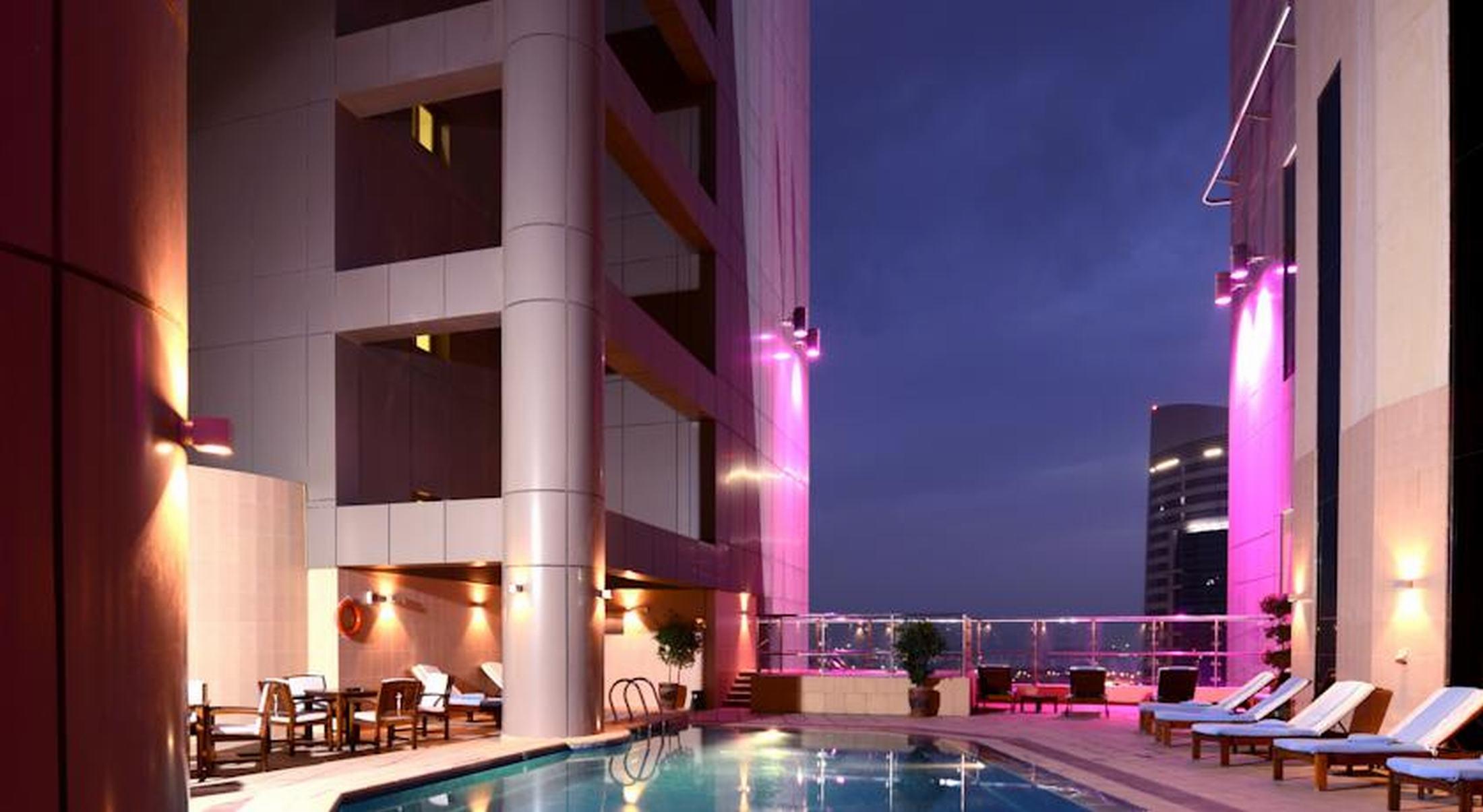 Отель Grand Millennium 5*