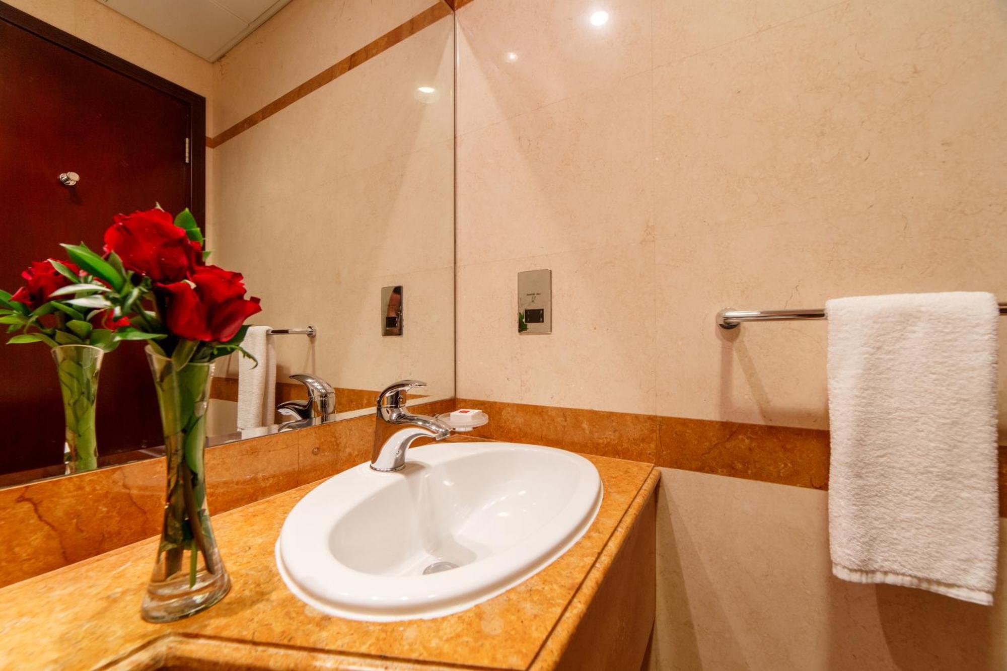 Отель Grand Millennium 5*